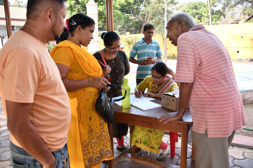 Health Camps - eyes-checkup-4